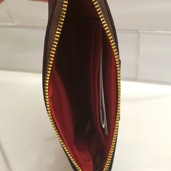 NWT Coach Corner Zip Wristlet In Signature Canvas - Picture 7 of 8